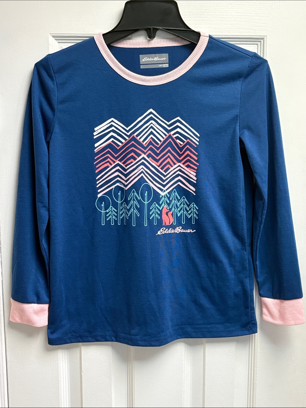 Eddie Bauer Navy Long-Sleeve Tee with Pink Trim & Mountain Graphic Kids Size L !